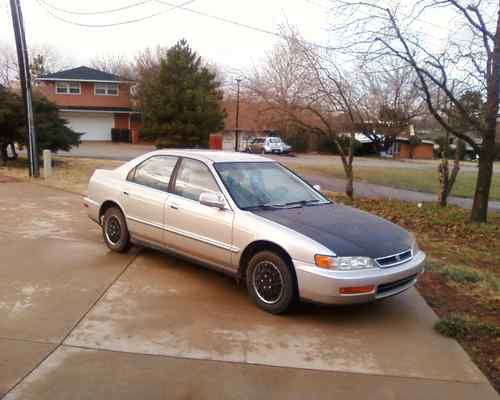 1996 honda accord dx sedan 4-door 2.2l