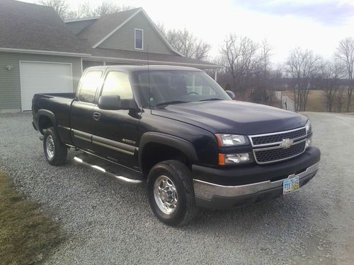 2005 chevrolet silverado 2500 hd 4x2 ext. cab short bed