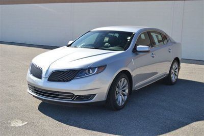 2013 lincon mks 146 miles,  $7700 off msrp !  perfect !