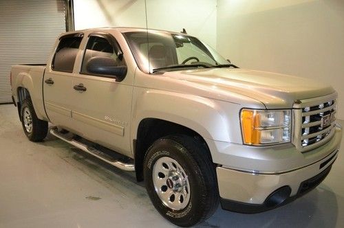 Sierra 1500 4x2 automatic cloth seats keyless entry l@@k