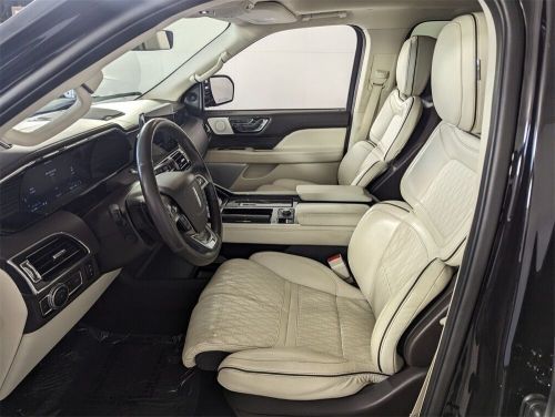 2021 lincoln navigator l black label