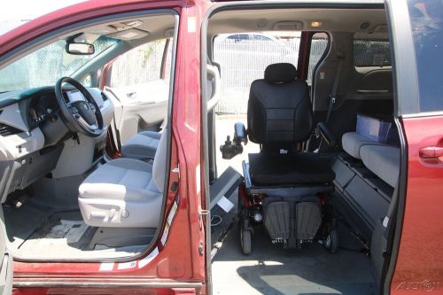2015 Toyota Sienna LE Mobility 7-Passenger W/ WheelChair, US $23,100.00, image 13