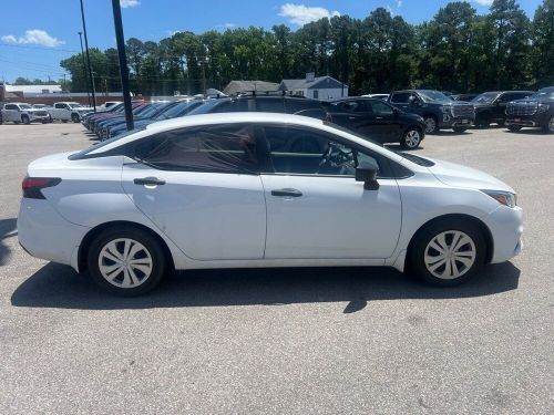2020 nissan versa 1.6 s