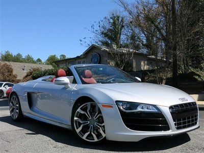 5.2l v10 spyder,r-tronic,carbon fiber inlays/door inserts,19" alloys,perf wheel!