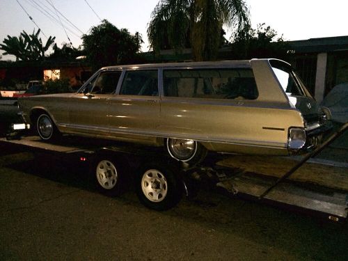 1966 chrysler town &amp; country