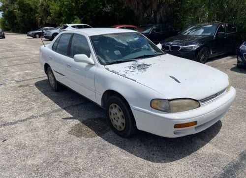 1995 Toyota Camry LE, US $0.99, image 15