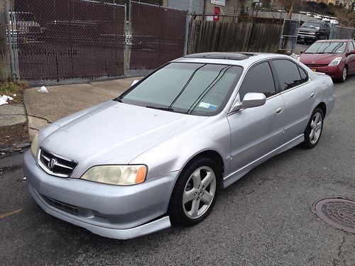 2000 acura 3.2 tl drives great no reserve..