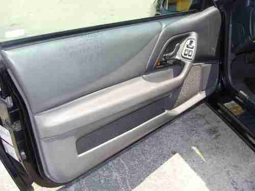 1998 Chevrolet Camaro Z28 Coupe 2-Door 5.7L, US $7,750.00, image 18