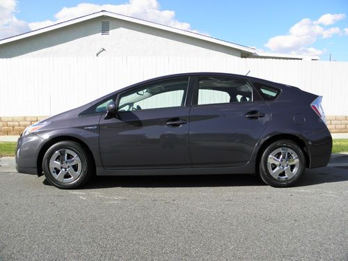 2010 toyota prius 4 iv 4-door 1.8l