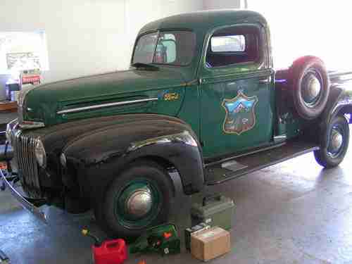 1946 Ford Pickup, image 2