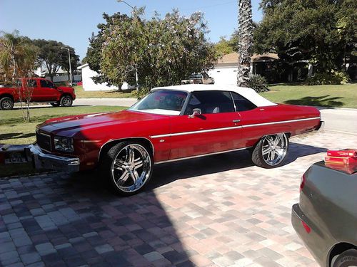 1975 chevy caprice convertible 26in davin rims perfect cruising car