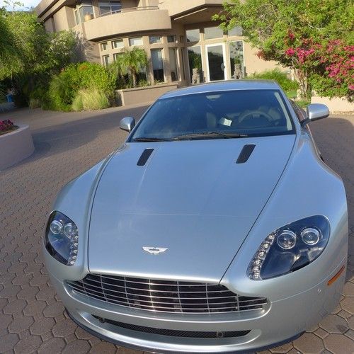 2011 aston martin v8 vantage s 4.7l carbon like new 10k mi service done perfect