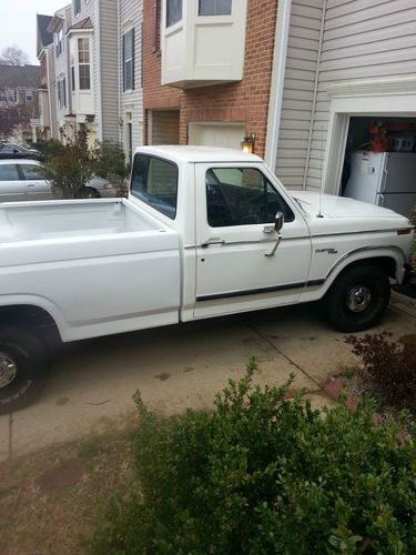 1981 ford f-100 custom standard cab pickup 2-door 4.9l