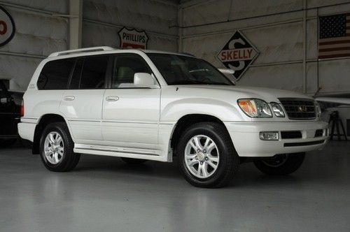 Lx470 awd/4wd-white/tan-mark levinson-3rd row seats-new tires-1 owner-clean!