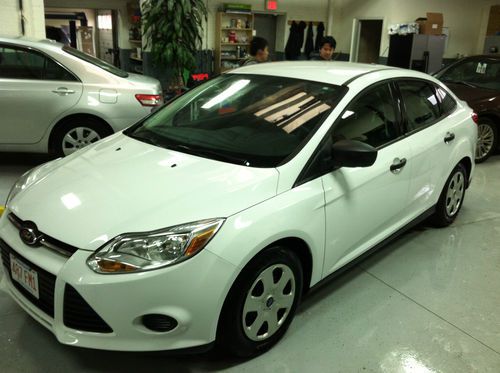 2012 white ford focus automatic