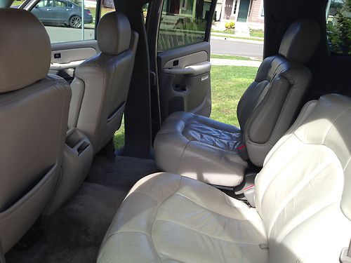 2000 Chevrolet Suburban 1500 LS Sport Utility 4-Door 5.3L, image 20