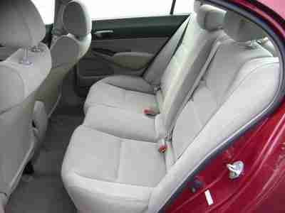 LX Certified 1.8L CD 160-Watt AM/FM/CD Audio System 4 Speakers AM/FM radio, image 17