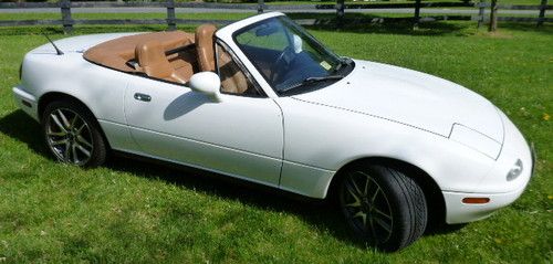 1994 mazda miata convertible 2-door 1.8l leather manual ps pb pw cruise