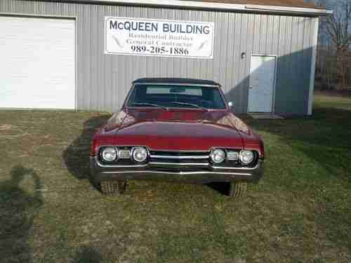 1967 Oldsmobile Cutlass Supreme Convertible, image 3