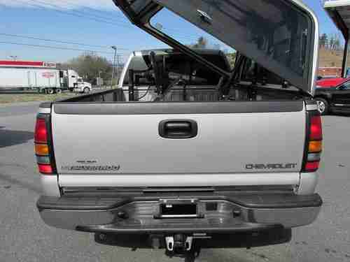 2004 Chevrolet Silverado 3500 LT Crew Cab Pickup 4-Door 6.6L Wheelchair Lift, image 8