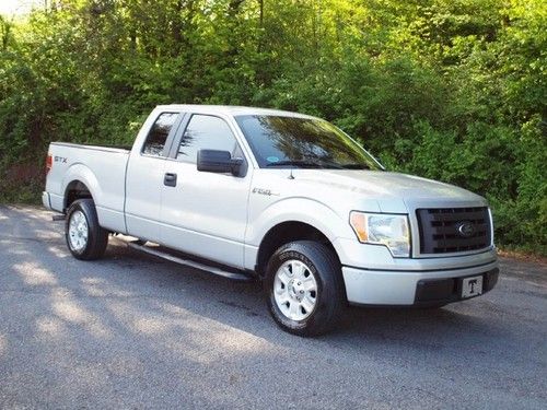 Extended cab f150 silver stx v8