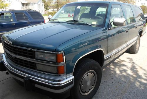 1993 93 chevrolet 1500 suburban 1500 4x4 4wd tow teal green truck gangsta rammer