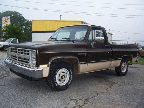 1987 chevrolet c-10 custom deluxe