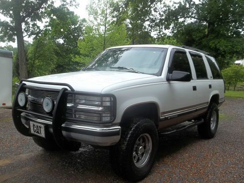 1998 Chevrolet Tahoe LT Sport Utility 4-Door 5.7L, image 2