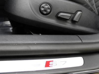13 S7 Black 4.0L Bluetooth Sunroof 4-Wheel ABS 4-Wheel Disc Brakes 7-Speed A/T, image 17