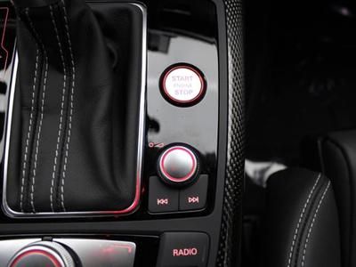 13 S7 Black 4.0L Bluetooth Sunroof 4-Wheel ABS 4-Wheel Disc Brakes 7-Speed A/T, image 32
