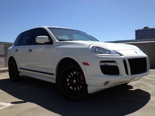 2009 porsche cayenne gts, loaded, white, panorama roof