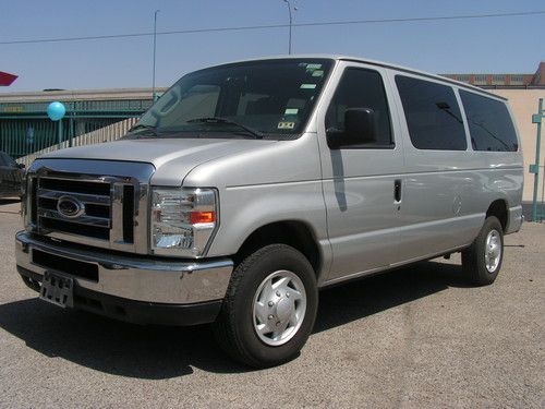 2009 ford e-350 super duty xlt standard passenger van 3-door 5.4l