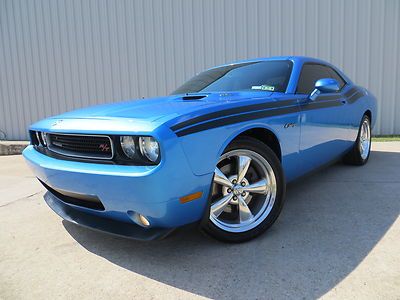 09 challenger r/t (hemi) 376hp sunroof (6spd) 1-owner leather carafx tx !!!! wow