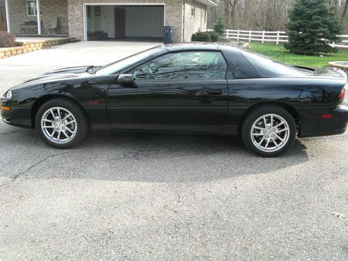 2002 chevy camaro ss 35th anniversary