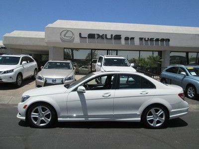 2011 white v6 automatic sunroof miles:39k sedan