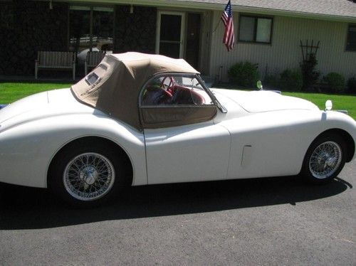 1952 jaguar xk-120 roadster