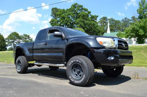 2005 toyota tacoma prerunner baja style custom built king and fox racing shocks