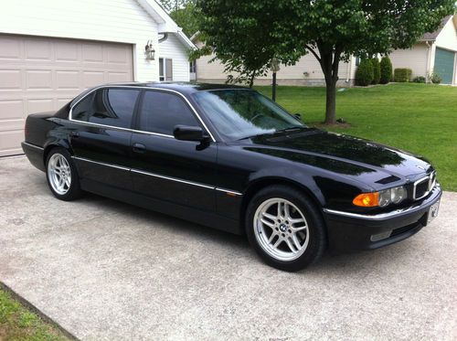 2000 bmw 740 il black on black "wow" amazing, as good as it gets !!!!!!