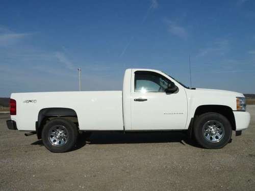 2010 chevrolet silverado 1500 wt standard cab pickup 2-door 4.3l white, 14000 mi