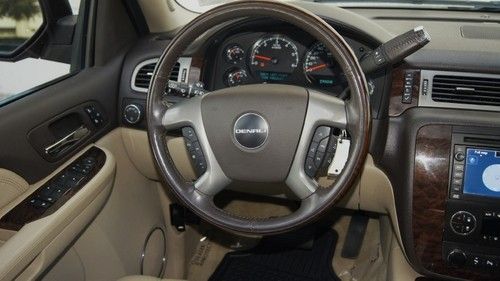 2008 GMC YUKON DENALI 3RD SEATS, image 2