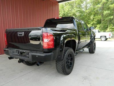 LIFTED 6.2L V8 TUSKANY BLACK OPS CONVERSION LOADED 6