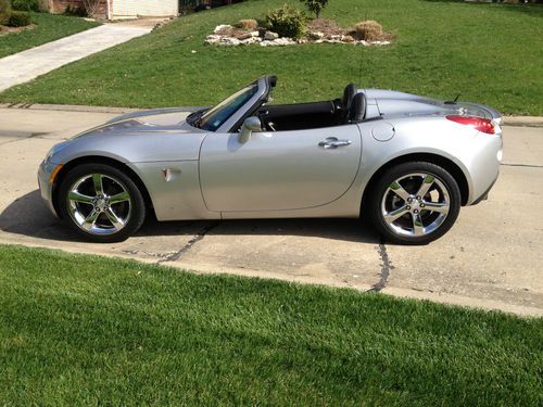 2008 pontiac solstice gxp convertible 2-door 2.0l