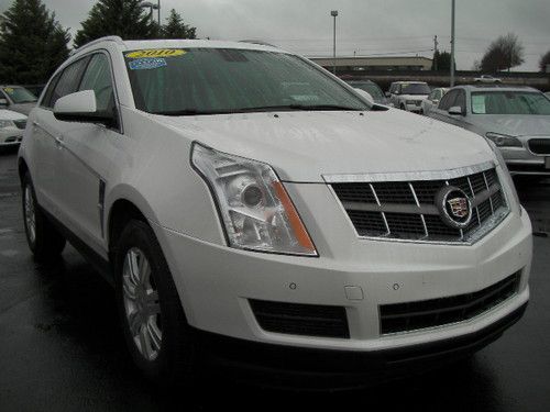 2010 cadillac srx luxury collection, panoramic roof, navigation, backup camera