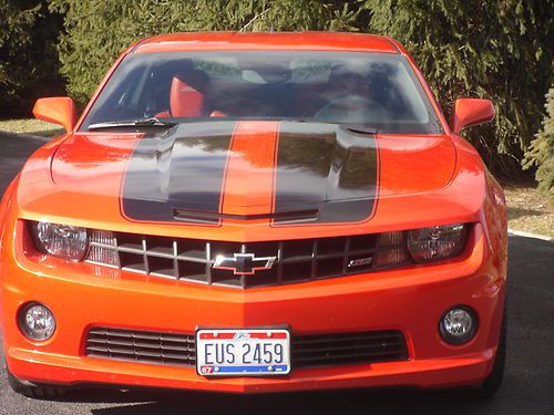 2010 chevrolet camaro ss coupe 2-door 6.2l