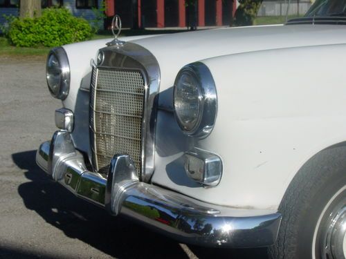 Lower milage 166k,1967 mercedes benz 200d,heckflosse diesel,much recent service!