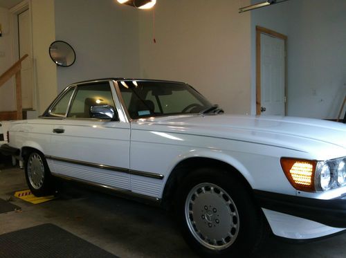 1987 white 560 sl