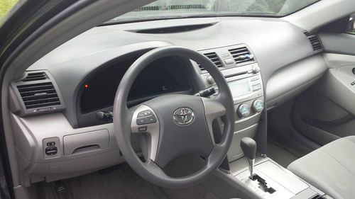 2009 toyota camry le sedan 4-door 2.4l