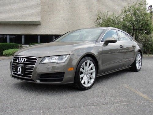 Beautiful 2012 audi a7 3.0 quattro, loaded, warranty!!!