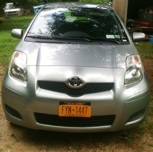 2010 Toyota Yaris 5 door hatchback, US $10,200.00, image 3