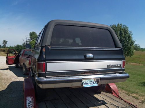 1989 Chevrolet Blazer Silverado Sport Utility 2-Door 5.7L, image 3